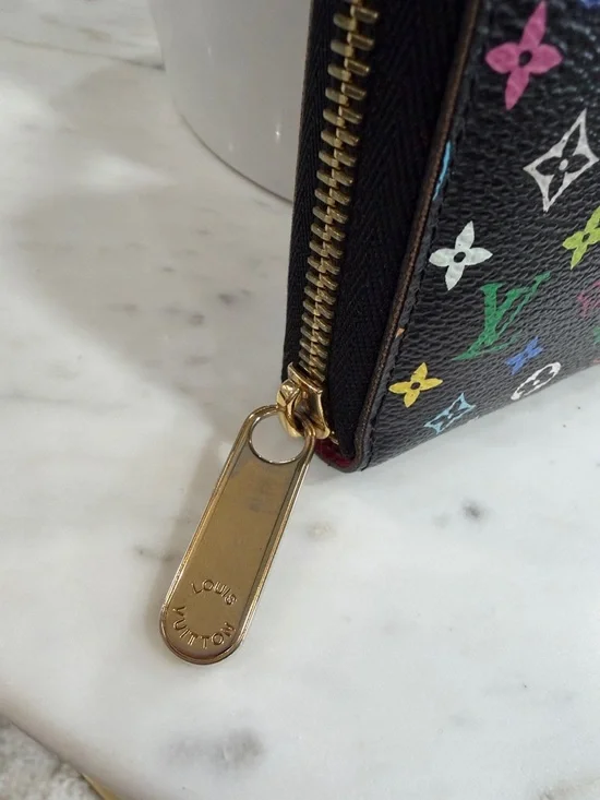 LOUIS VUITTON MONOGRAM MURAKAMI MULTICOLOR LONG ZIPPY WALLET - Picture 3 of 14